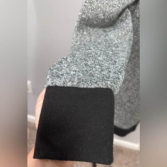 👕 Serra Heather Gray and Black Warm Shirt - Size Large 🌟 - Picture 6 of 12